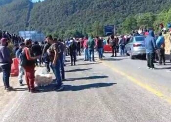 Maestros indígenas anuncian bloqueos en Chiapas