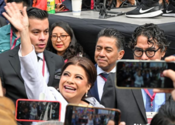 Clara Brugada llega al Congreso de la CDMX para rendir protesta como jefa de Gobierno