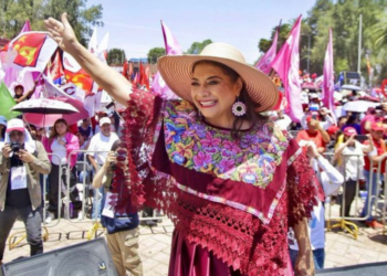 Clara Brugada, tercera mujer jefa de Gobierno