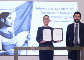Claudia Sheinbaum firma Ley Federal del Trabajo en materia de plataformas digitales