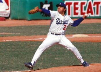 Fernando «Toro» Valenzuela está internado, confirmó Dodgers