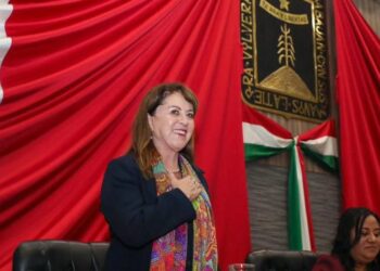 Estrenan Morelos y Yucatán nuevos gobernadores 