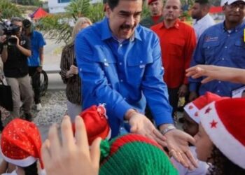 Navidad llega por decreto a Venezuela, pero sin el ambiente festivo