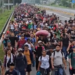 Caravana migrante sale de Tapachula el 20 de octubre de 2024.