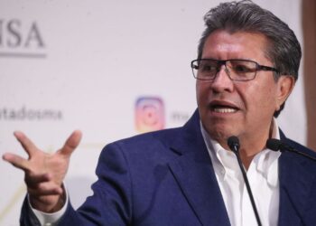 Ricardo Monreal, líder de los diputados de Morena, habla sobre la iniciativa de supremacía constitucional