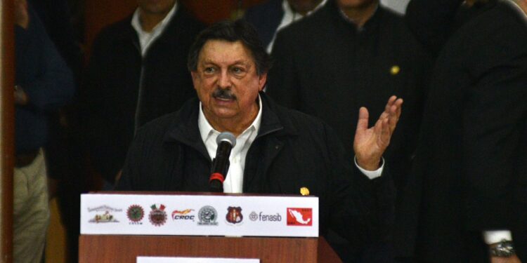 Napoleón Gómez Urrutia, secretario general de los Mineros. AMEXI/Foto: Guillermo Granados