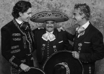 Alex Fernández con su abuelo Vicente y su Padre Alejandro