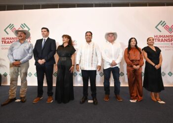 Gobernador electo de Chiapas presenta primeros seis funcionarios