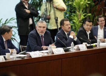 Va en fast track “supremacía constitucional”
