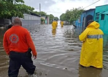 Por lluvias en Veracruz daños a viviendas y fallece una persona