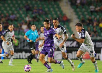 Mazatlán y Querétaro reparten puntos y se alejan de la liguilla