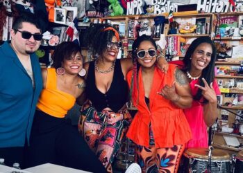 El grupo afrocubano OKAN brilla en "Tiny Desk" en el Mes de la Herencia Latina