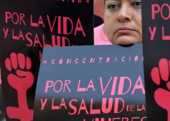 Despenalización total del aborto en CDMX, en pausa.