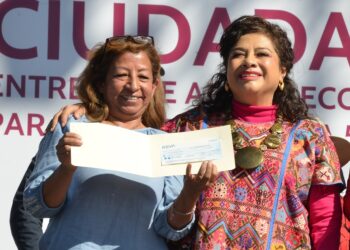 La jefa de Gobierno, Clara Brugada, puso en marcha el programa Ingreso Ciudadano Universal.