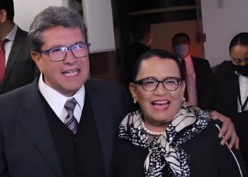Rosa Icela Rodríguez dialoga con diputados