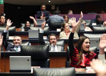 Declaran validez de reformas constitucionales de bienestar y vivienda digna