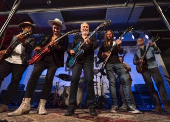 Gibson celebró super concierto con al Latin Grammy