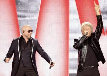Bon Jovi y Pitbull electrizan en el Latin Grammy