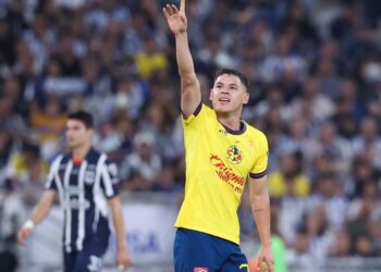 América