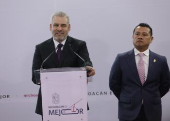 Gobernador firma el Decreto para la Instalación del Comité de Evaluación del Poder Ejecutivo