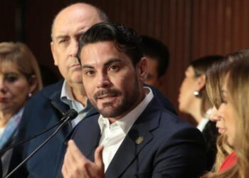Diputado priista propone eliminar costos de trámites para obtener título universitario