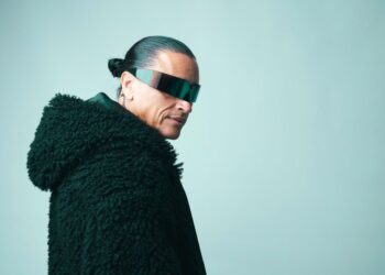 Elvis Crespo se prepara para conquistar EE.UU. con su "Poeta Herío - Tour USA 2025"