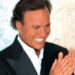 Julio Iglesias estrecha su amistad y cariño con Raphael, con breve mensaje
