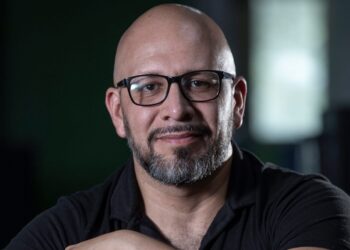 El investigador Christian E. Maldonado Sifuentes, en entrevista con AMEXI sobre las limitaciones de la inteligencia artificial.