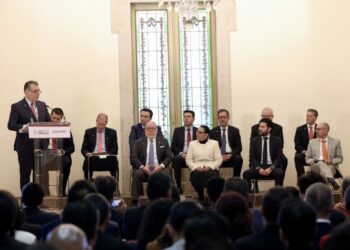 Empresarios y gobierno unen fuerzas en la estrategia México te abraza, para apoyar a repatriados ante la nueva realidad de México