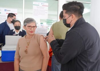 Jornada de vacunación en la frontera entre Baja California y EU