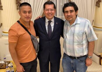 marinos mexicanos Marcos Gómez Jerez y Arturo Alberto Zacarías Meza, secuestrados por rebeldes hutíes en Yemen