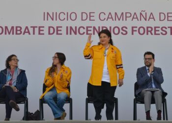 La jefa de gobierno, Clara Brugada, pone en marcha la Campaña de Combate a Incendios Forestales en la capital del país.