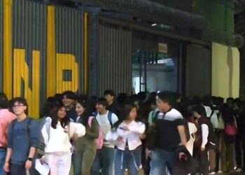 Estudiantes toman instalaciones de la Prepa 6 de la UNAM.