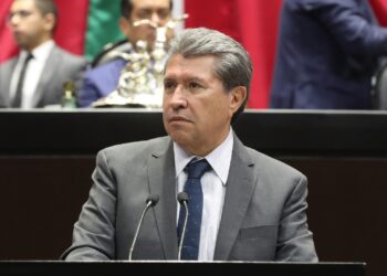 El diputados de Morena, Ricardo Monreal respaldó a la presidenta Claudia Sheinbaum de presentar una denuncia civil contra Google.