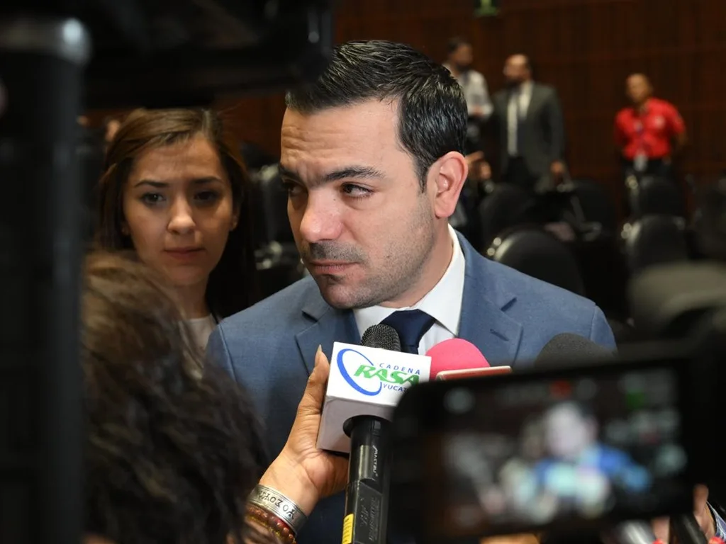 Elías Lixa, coordinador de los diputados del PAN. Malestar comprensible.