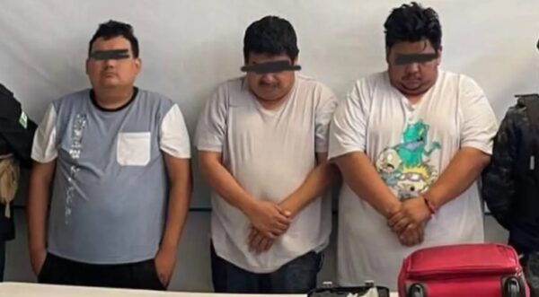A la hora de llevarse a cabo la acción sorpresiva, de acuerdo al informe de la policía, ni el presunto líder ni sus escoltas pudieron evadir el cerco de seguridad montado por las autoridades en torno a los criminales.
