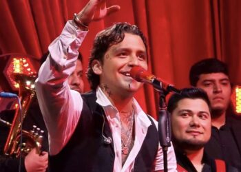 Christian Nodal ofrece concierto privado en CDMX y se reconcilia con la prensa