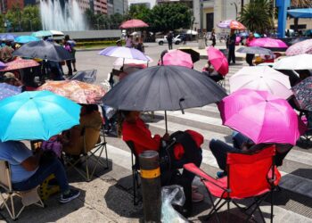 Pide Segob a CNTE terminar con plantón y bloqueos