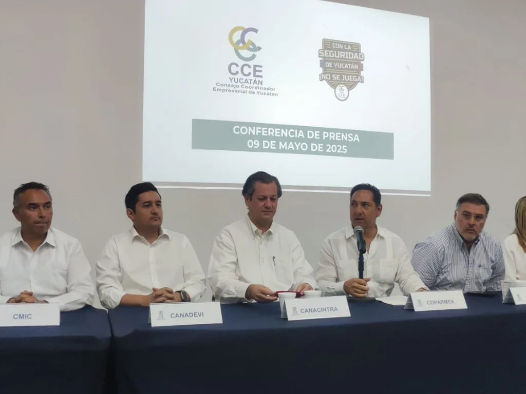 CCE Yucatán, conferencia de prensa sobre programa contra rumores de inseguridad
