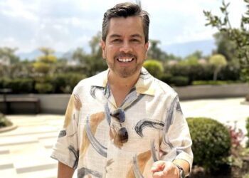 ¿Cómo está la salud de Carlos Espejel tras parálisis facial?