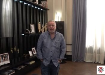 Los hilos del pasado: así es la ostentosa mansión de la trama