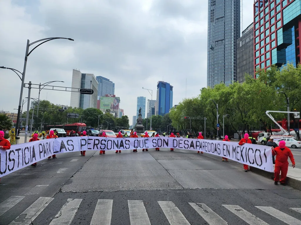 Justicia para los más de 120 mil desaparecidos en México.