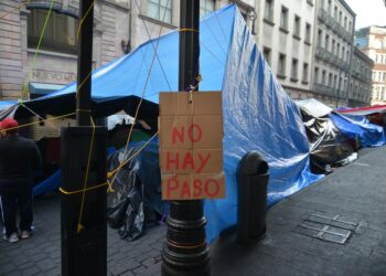 Sheinbaum Pardo mencionó que a pesar de las movilizaciones se mantiene el diálogo pero no caerán en provocaciones. 