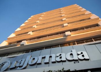 Juez otorga prórroga para estallar huelga en diario La Jornada