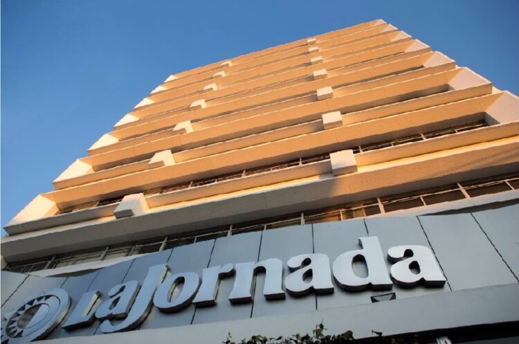 Juez otorga prórroga para estallar huelga en diario La Jornada