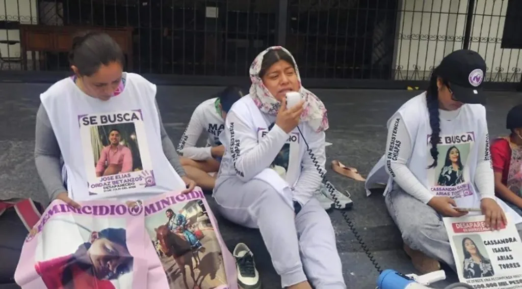 Madres buscadoras se manifiestan en Tuxtla.