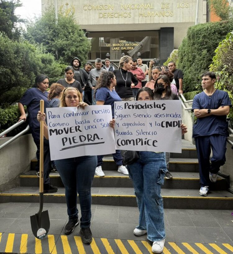 Madres buscadoras toman la sede de la CNDH