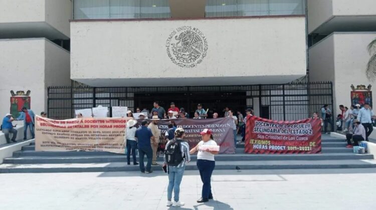 Maestros de Chiapas amagan con parar en más de 17 mil escuelas
