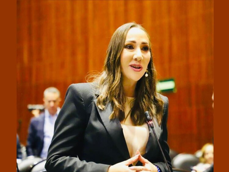 PAN exige investigar el uso político del buque escuela Cuauhtémoc.