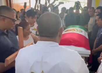 Realizan misa de cuerpo presente para América Yamileth